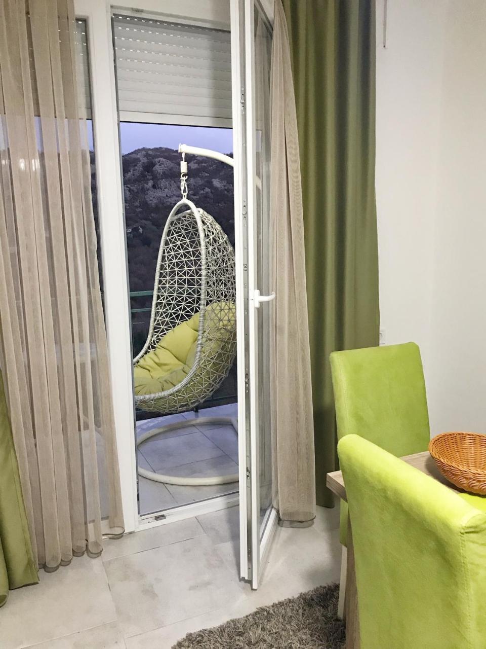 Apartments "Old House Pajovic" ヴィルパザル エクステリア 写真