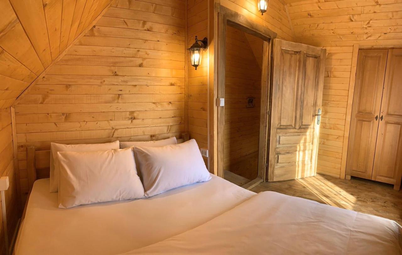 Apartments "Old House Pajovic" ヴィルパザル エクステリア 写真